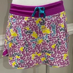 Polka dot athletic skort